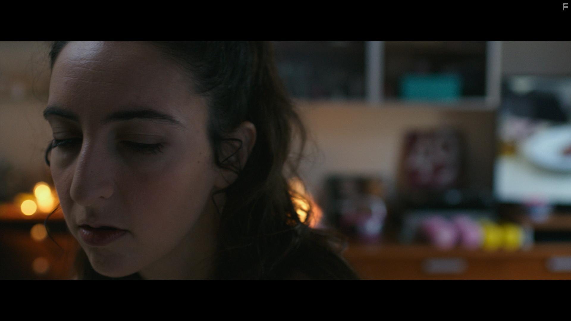 Anna Ferraioli Ravel in Ci vuole un fisico (2018)