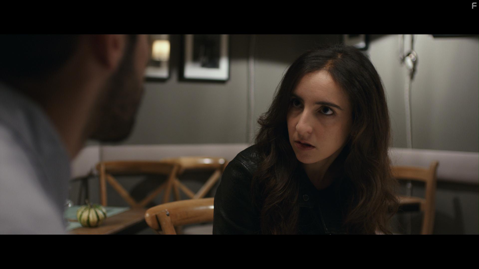 Anna Ferraioli Ravel in Ci vuole un fisico (2018)