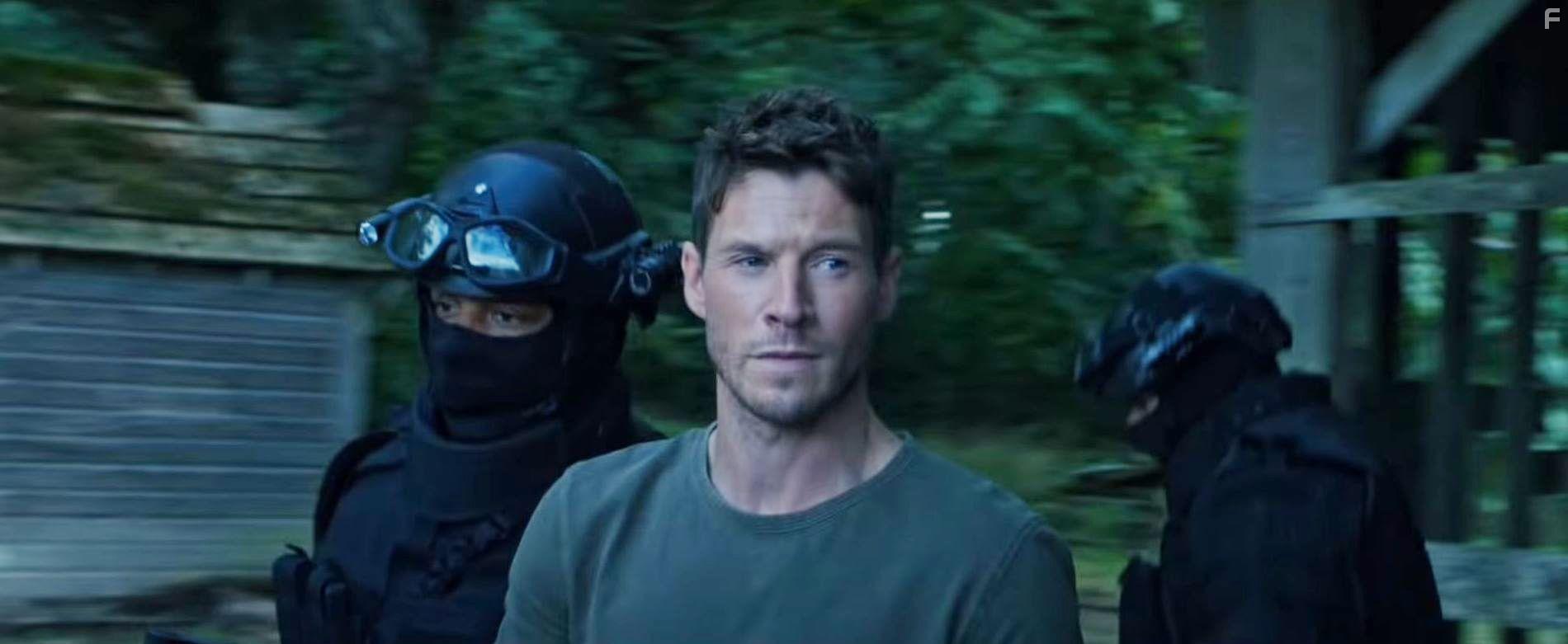 Chad Michael Collins in Sniper: Assassin's End (2020)