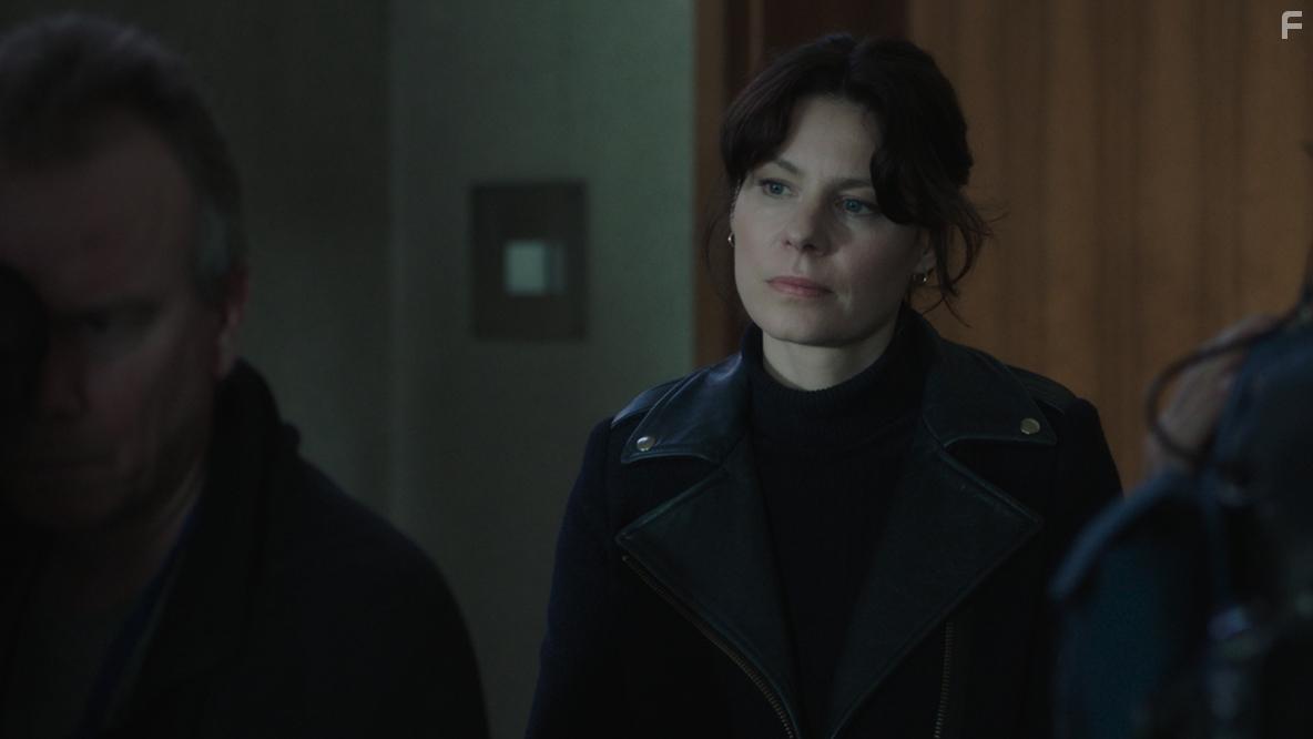 Rifka Lodeizen in Fenix (2018)