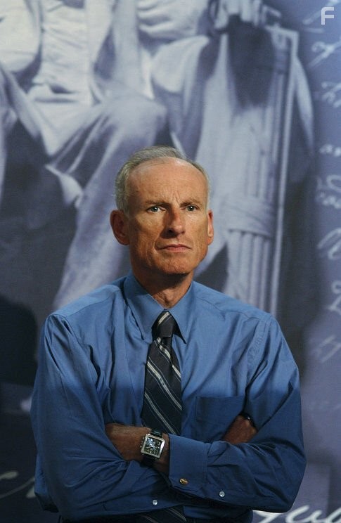 James Rebhorn in Глава государства (2003)