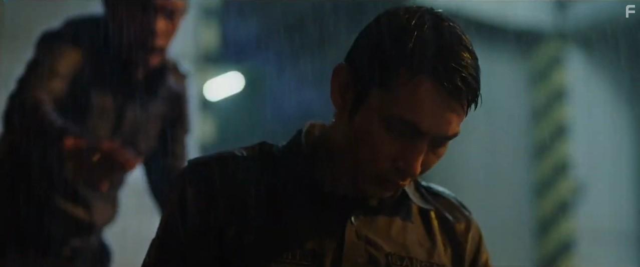 Abimana Aryasatya and Pritt Timothy in Gundala (2019)