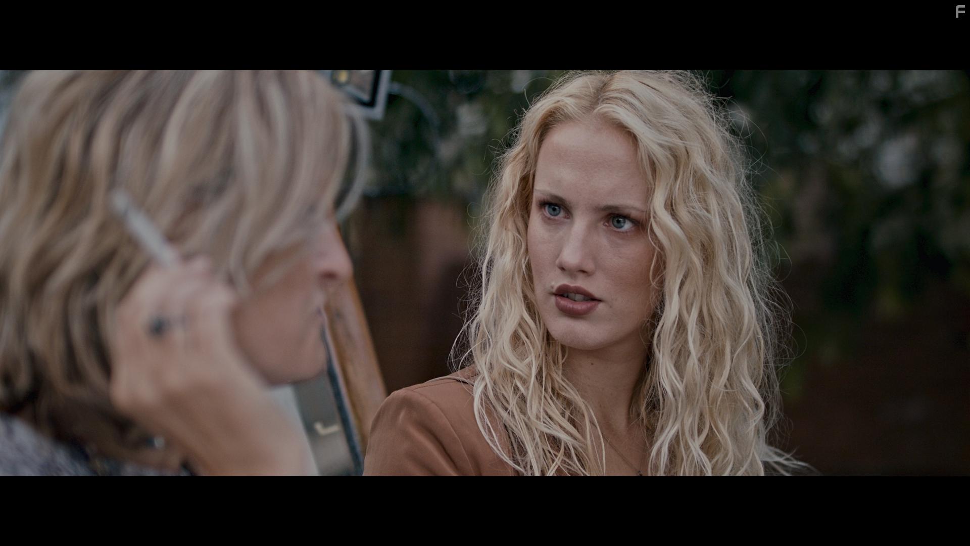 Конфетная ведьма