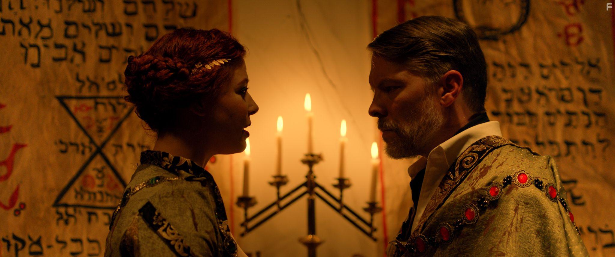 Miles Doleac and Lindsay Anne Williams in The Dinner Party (2020)