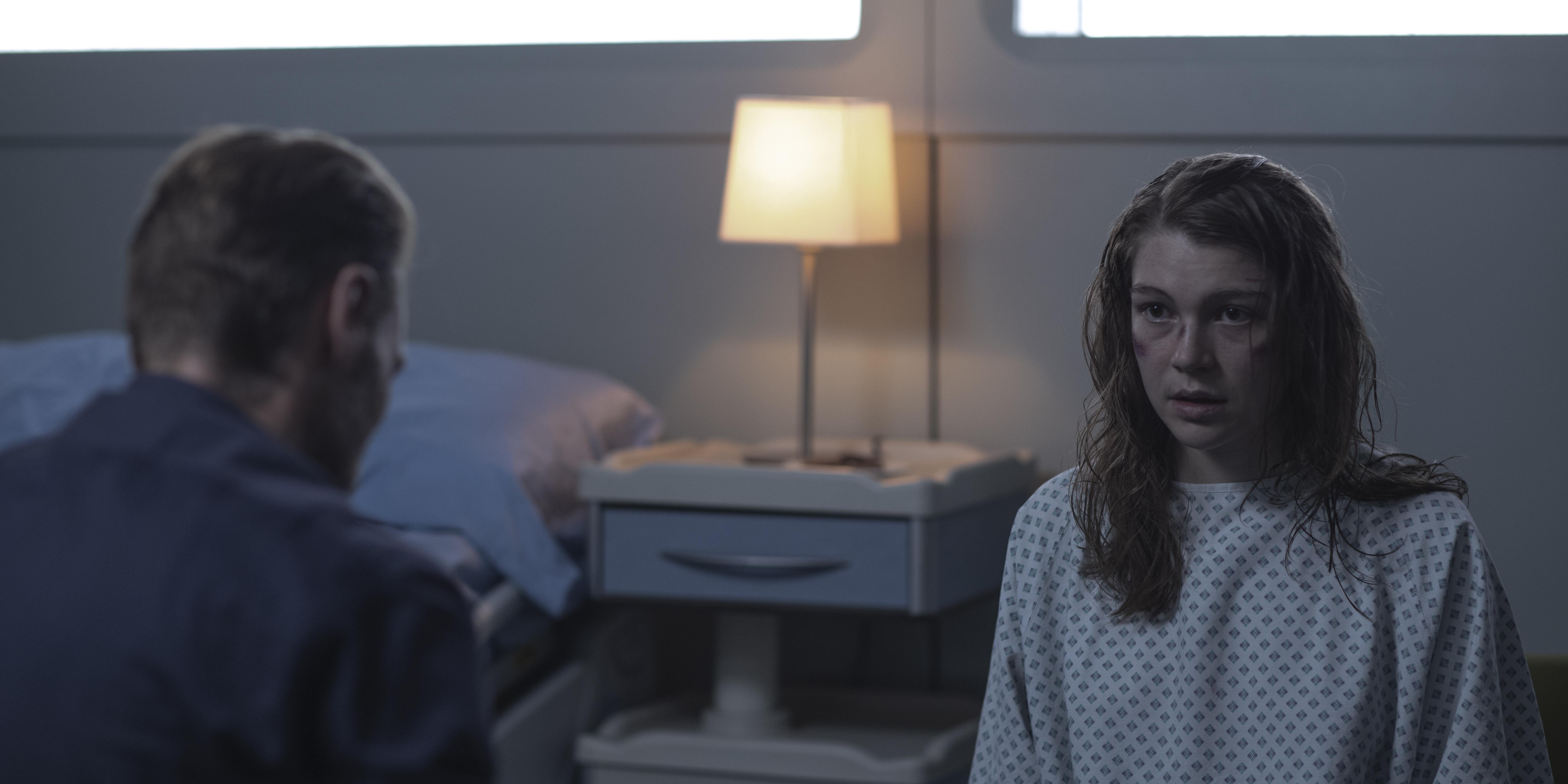 Alexandre Willaume and Katharine O'Donnelly in The Head (2020)