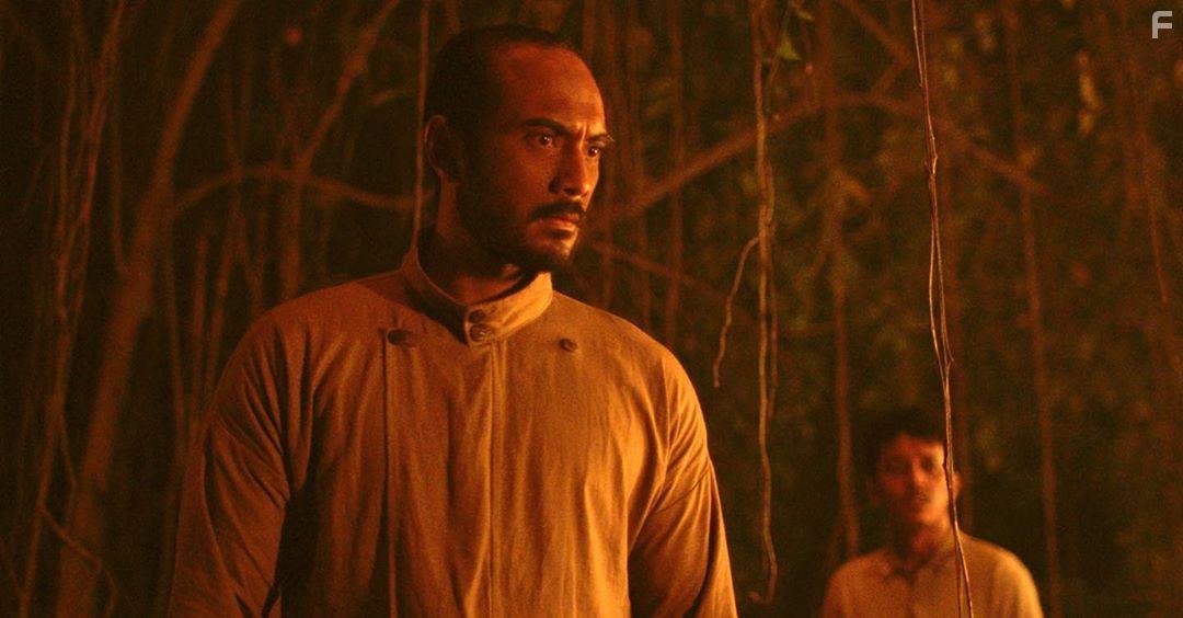 Ario Bayu in Perempuan Tanah Jahanam (2019)