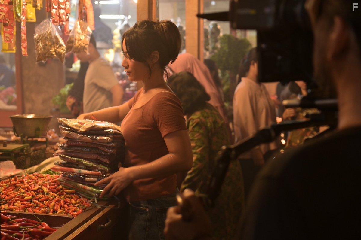 Tara Basro in Perempuan Tanah Jahanam (2019)