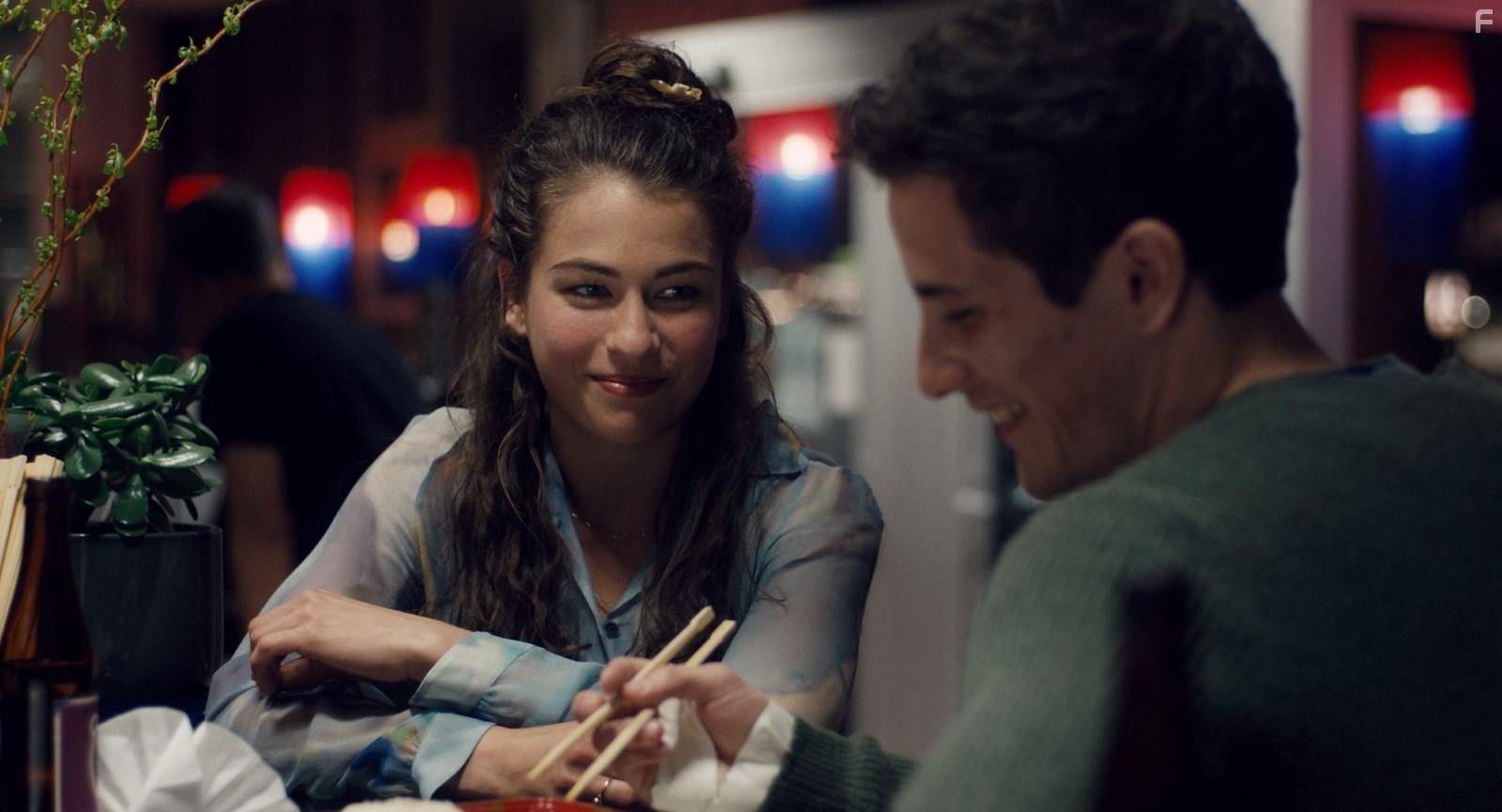 Henriette Confurius and Max Krause in Golden Twenties (2019)