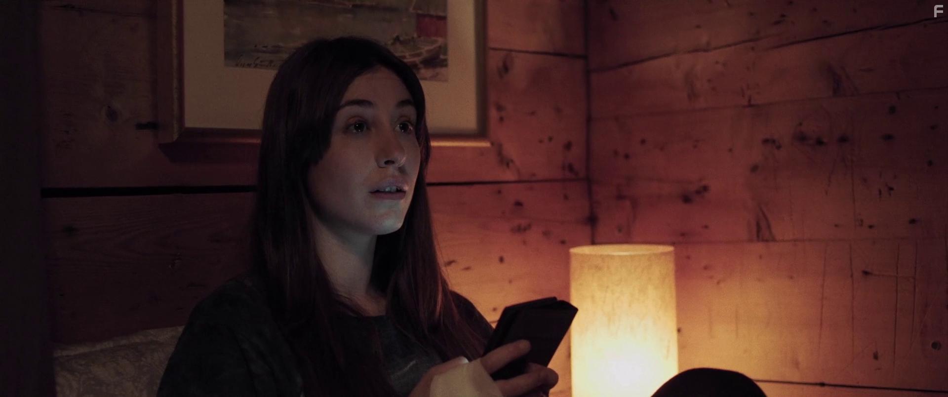 Madeleine Martin in Breaking Surface (2020)