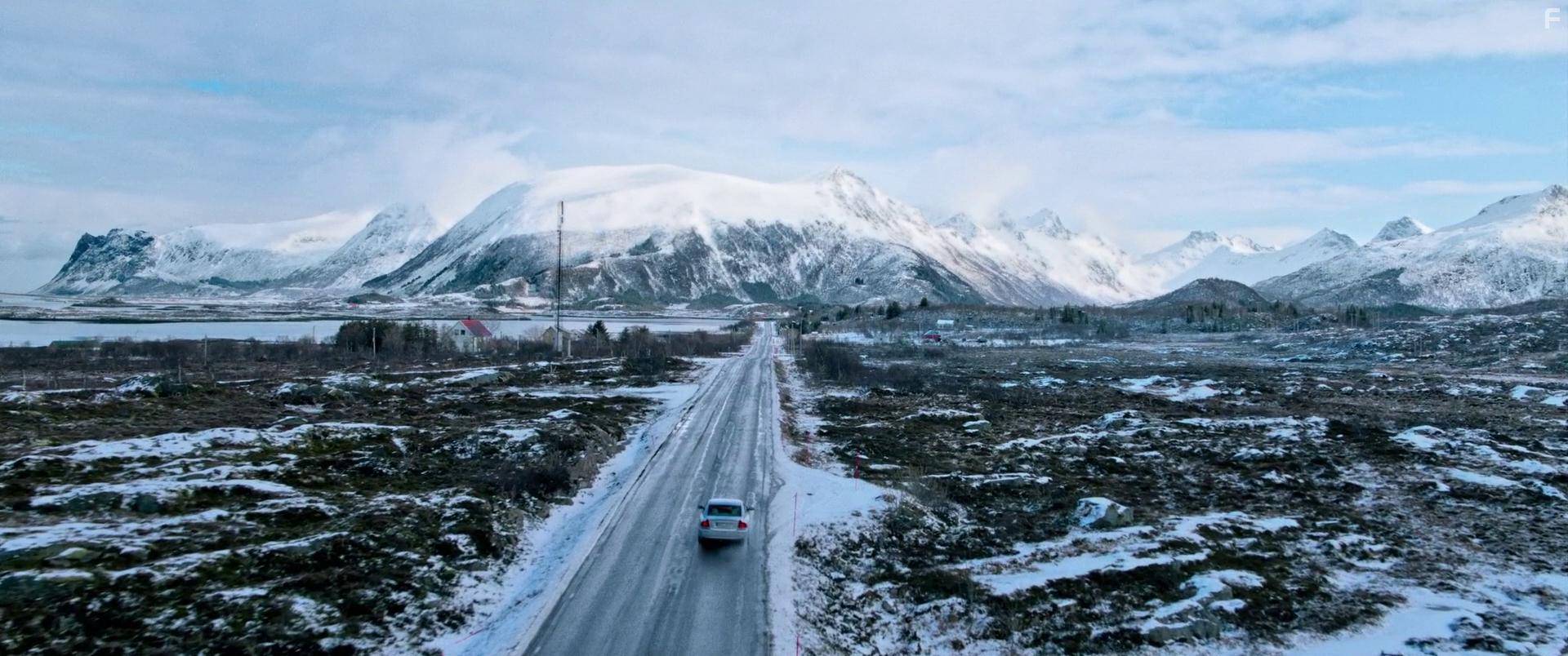 Breaking Surface (2020)