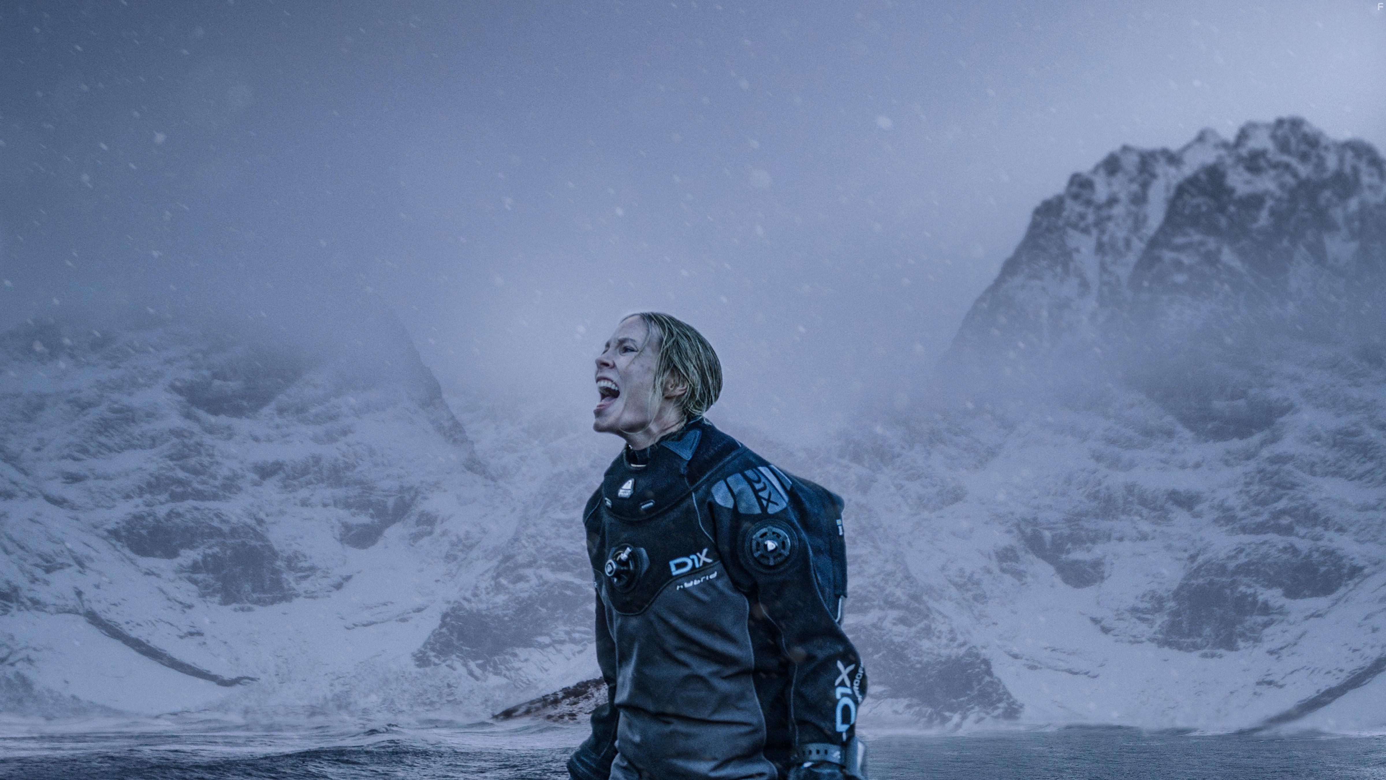 Moa Gammel in Breaking Surface (2020)