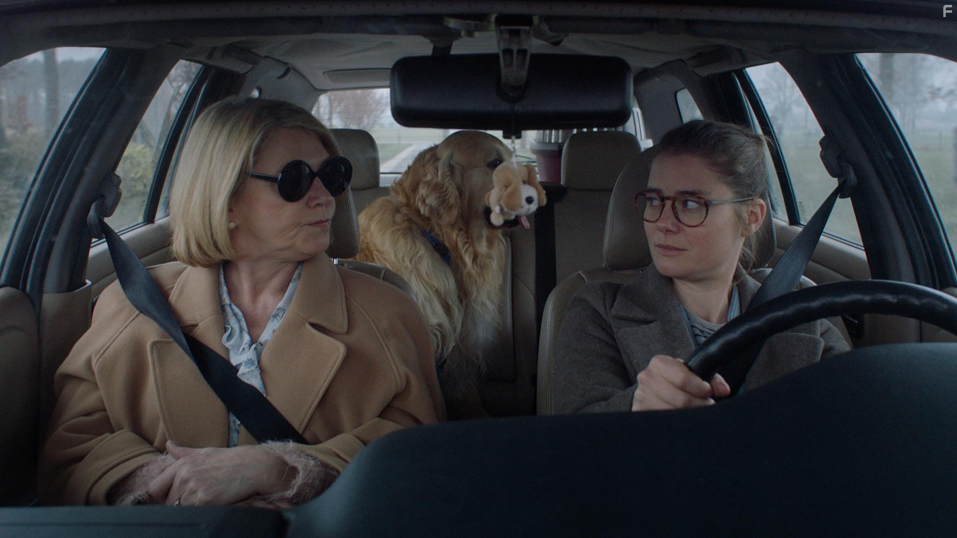 Katelijne Verbeke and Kim Snauwaert in The Best of Dorien B. (2019)