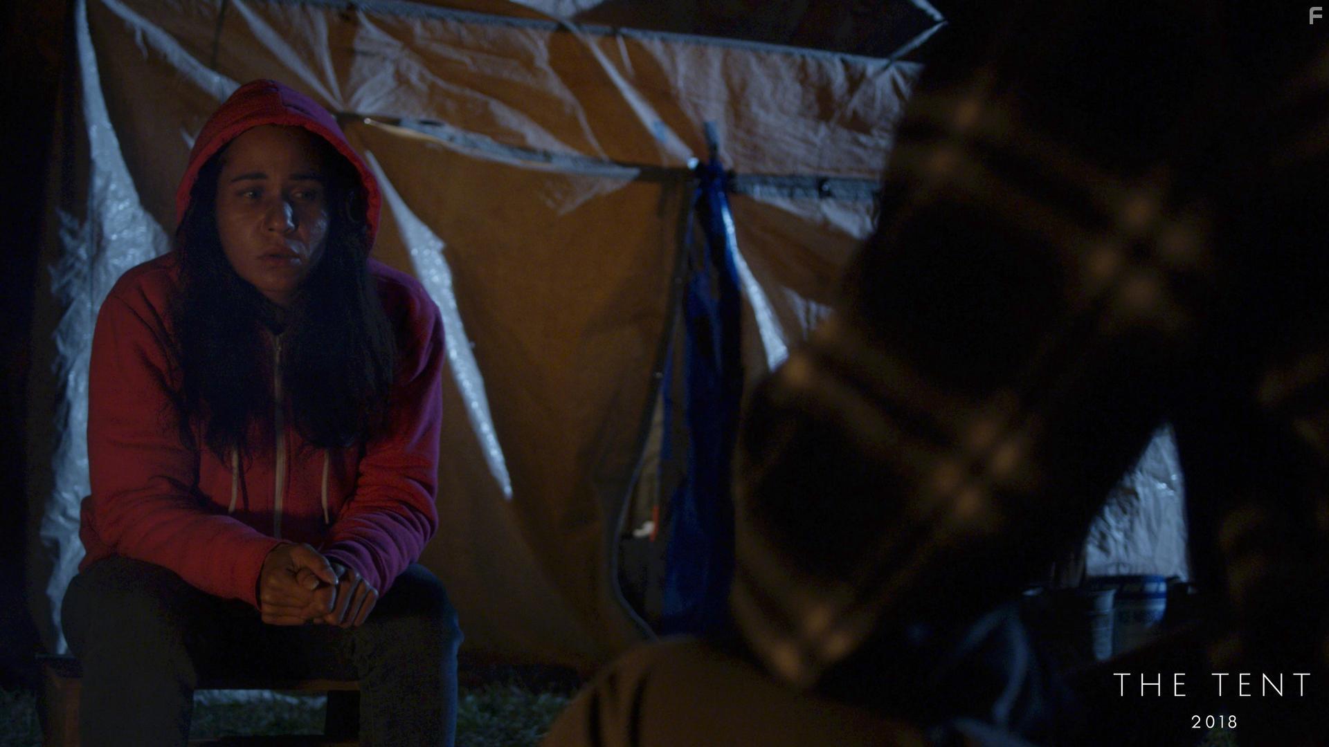 Lulu Dahl in The Tent (2020)