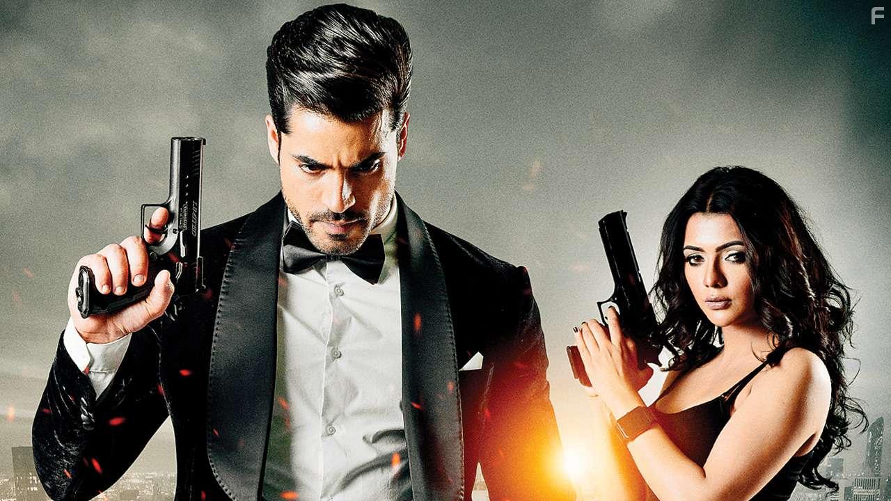 Gautam Gulati and Ruhi Singh in Operation Cobra (2019)