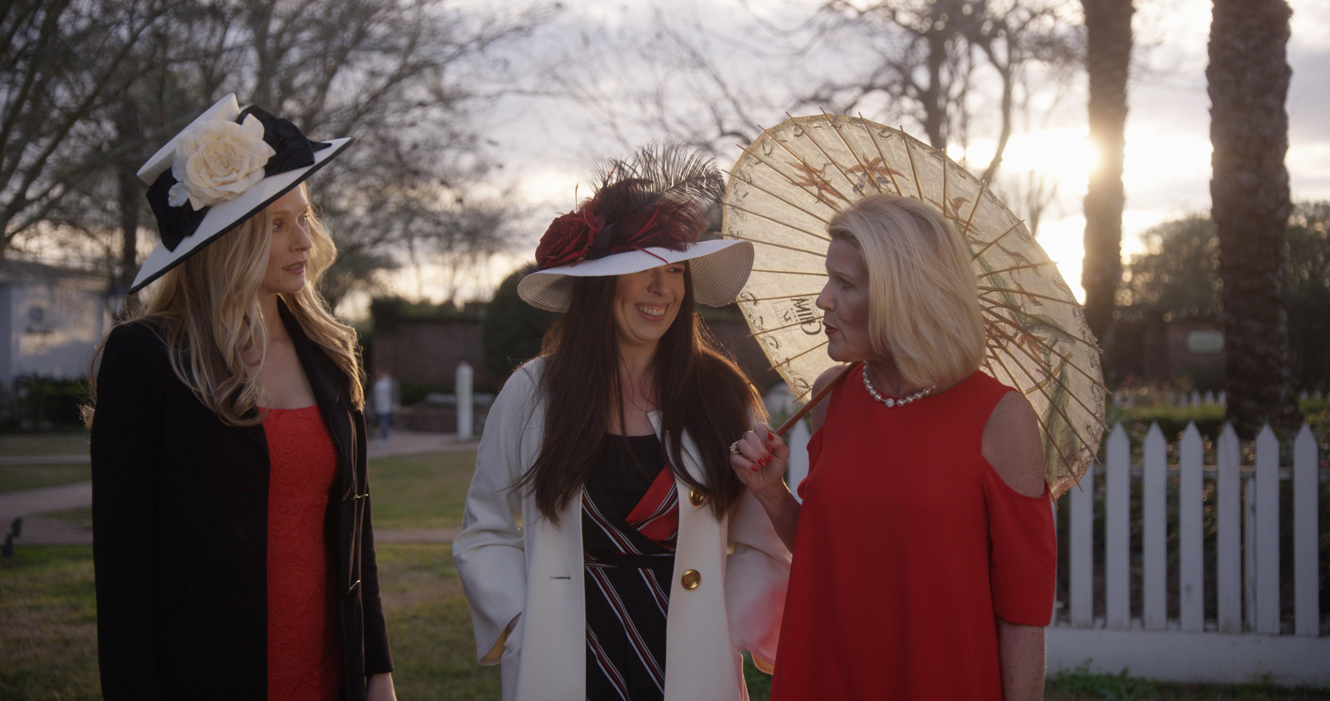 Heather Matarazzo, Alley Mills, and Paula Lindberg in The Fiddling Horse (2019)