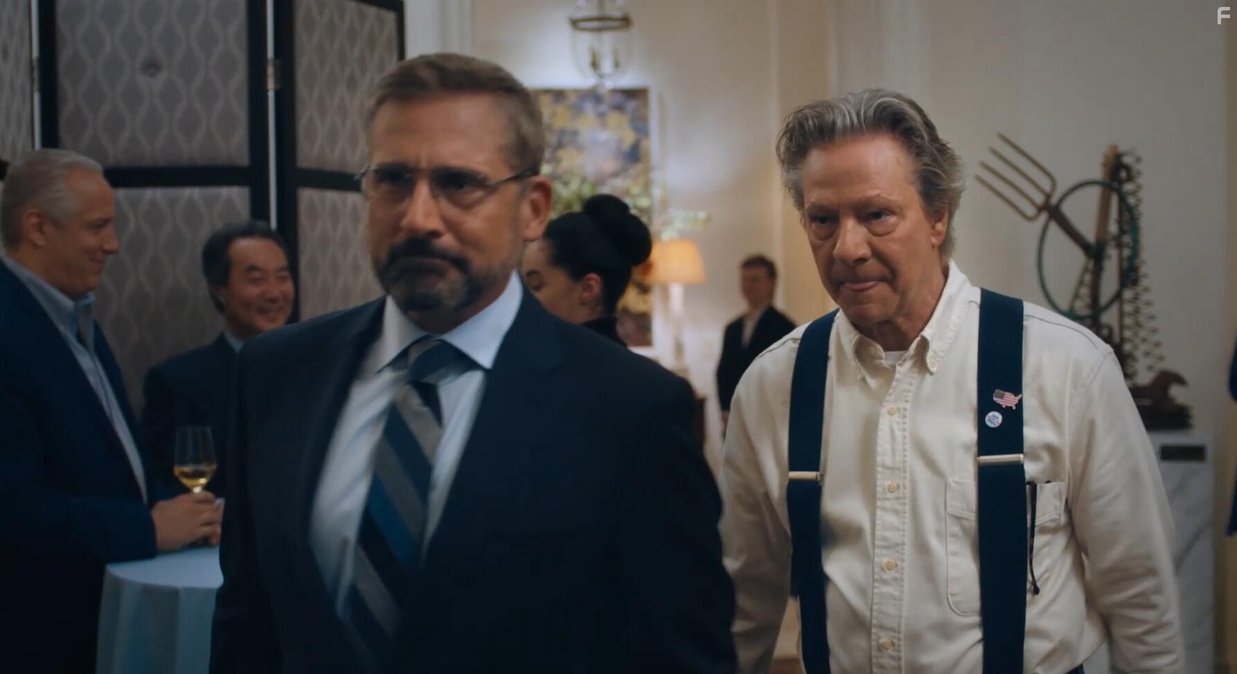 Steve Carell and Chris Cooper in Irresistible (2020)