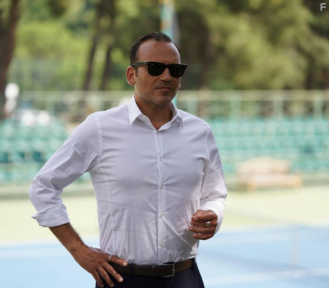 Grgen z in Bay Yanlis (2020)