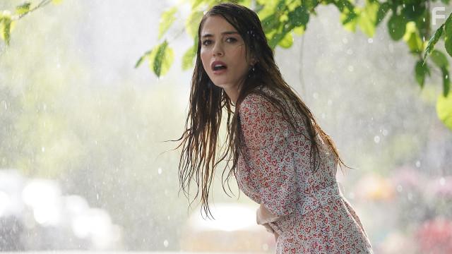 zge Grel in Bay Yanlis (2020)