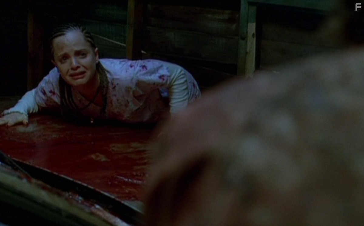 Mena Suvari in Засада (2007)