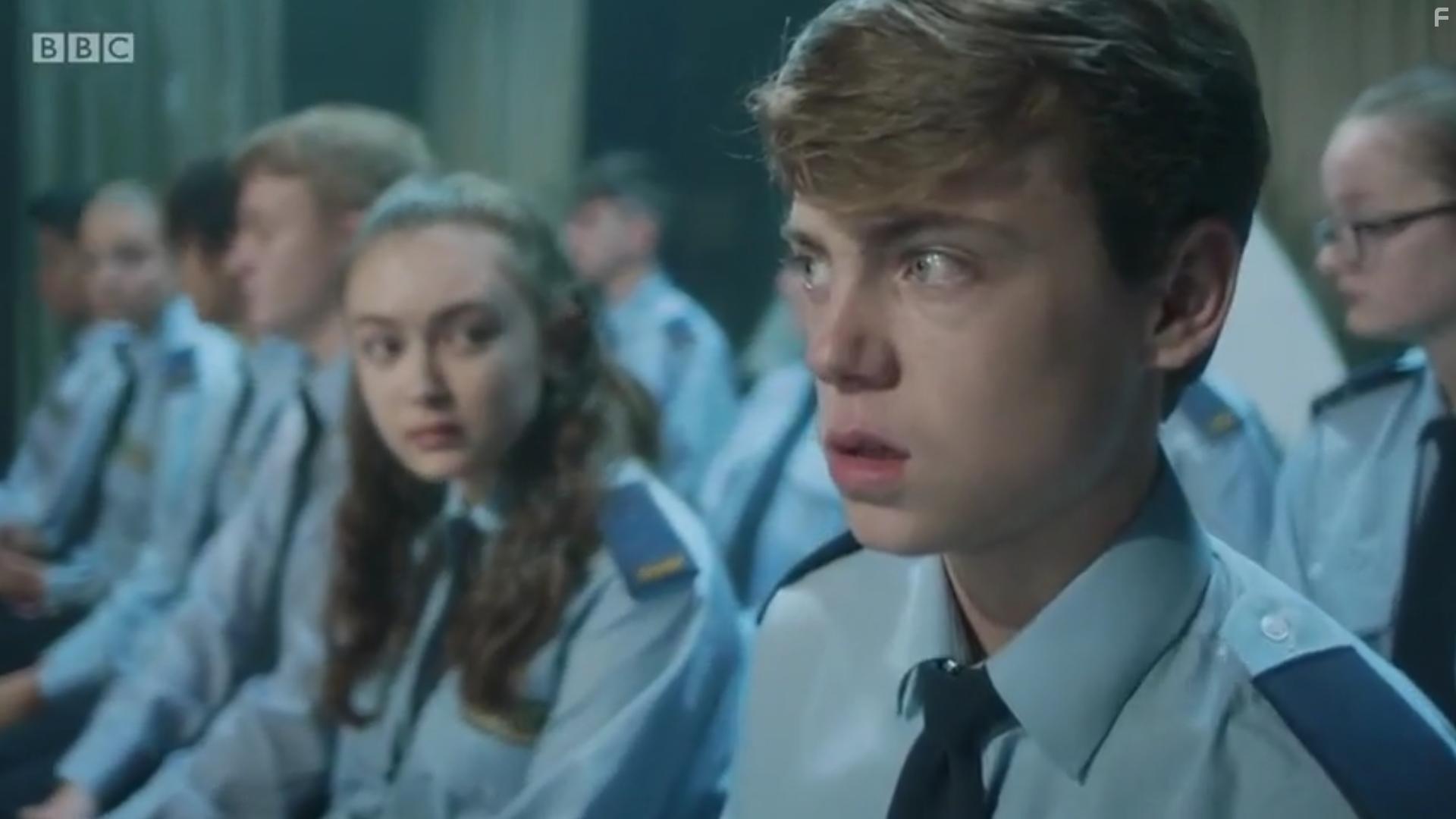 Angel O'Callaghan and Oliver Finnegan in Creeped Out: Itchy (2019)