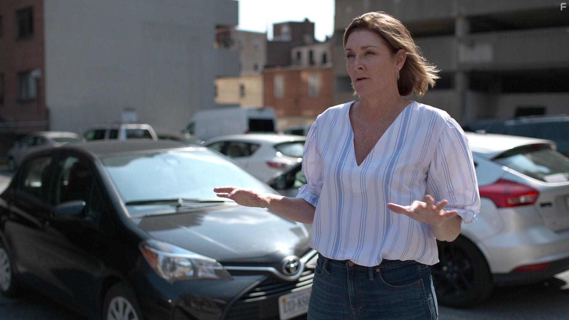 Unsolved Mysteries: Mystery on the Rooftop (2020)