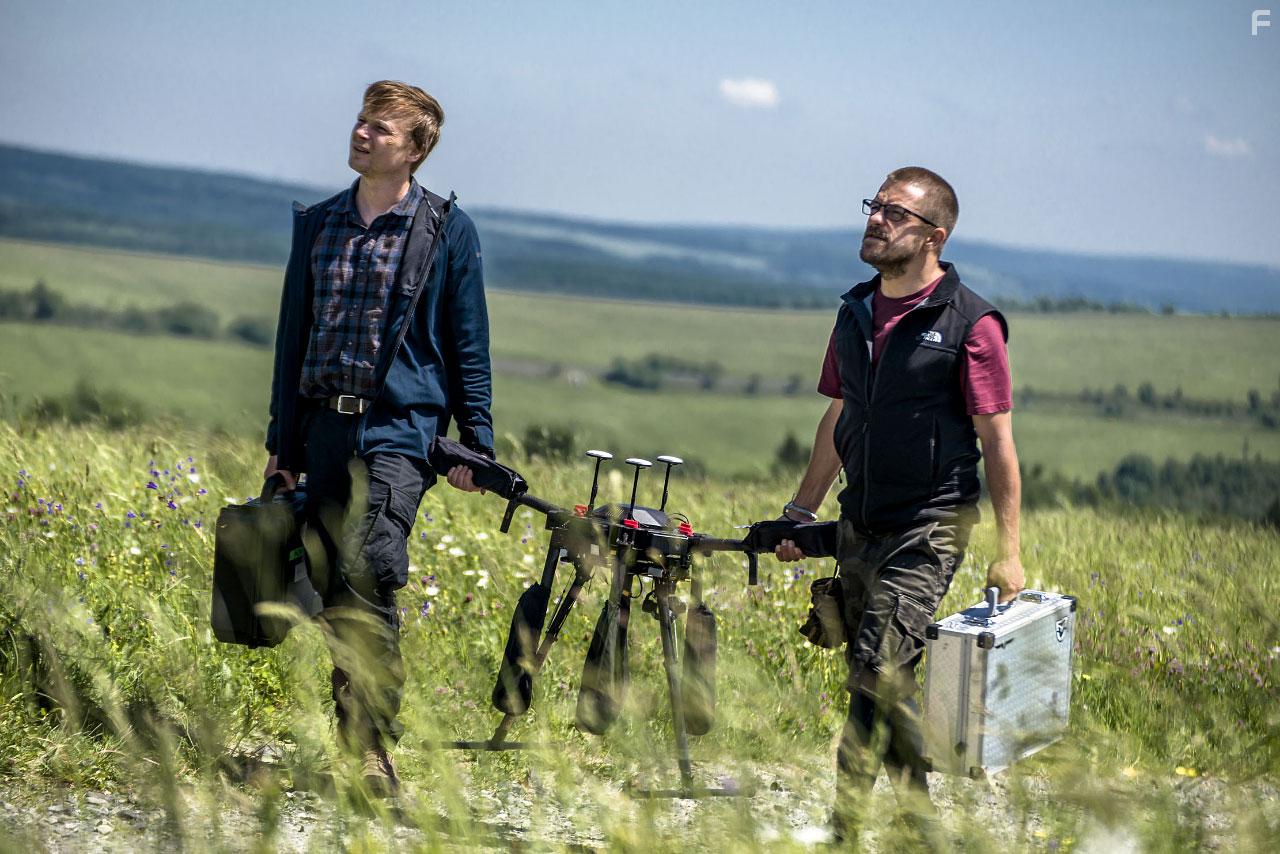 Krystof Hdek and Jir Mdl in Modelar (2020)