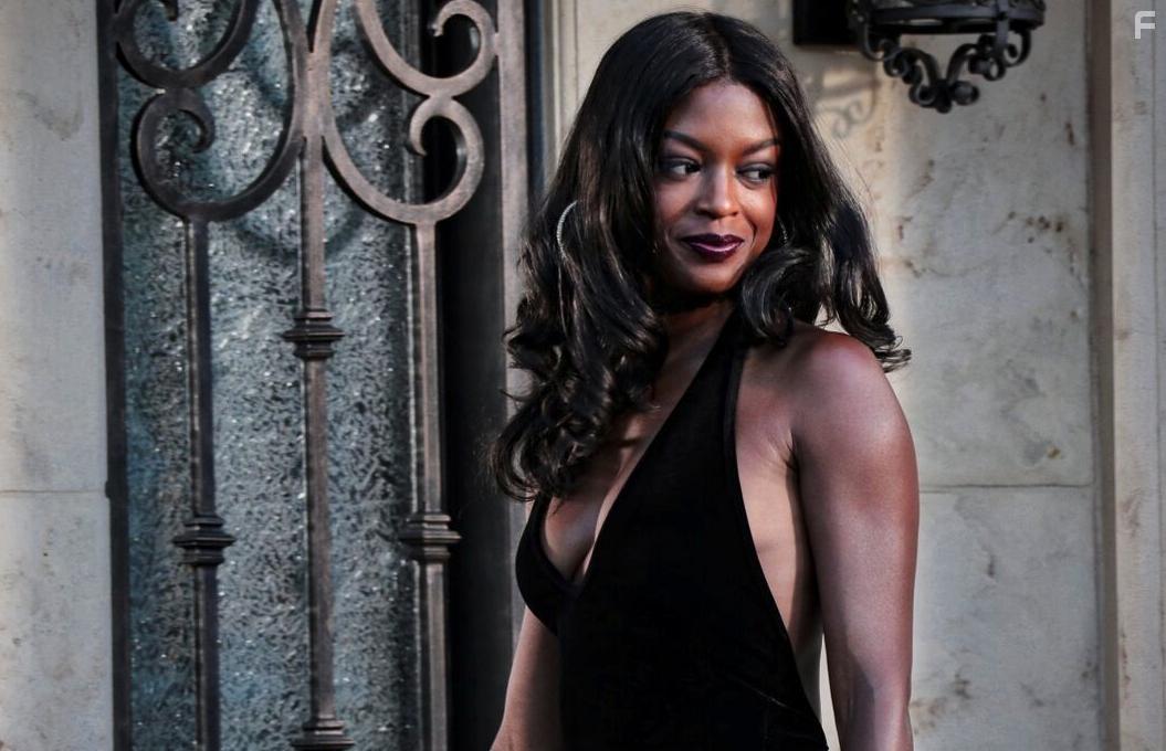 Javicia Leslie in The Family Business (2018)