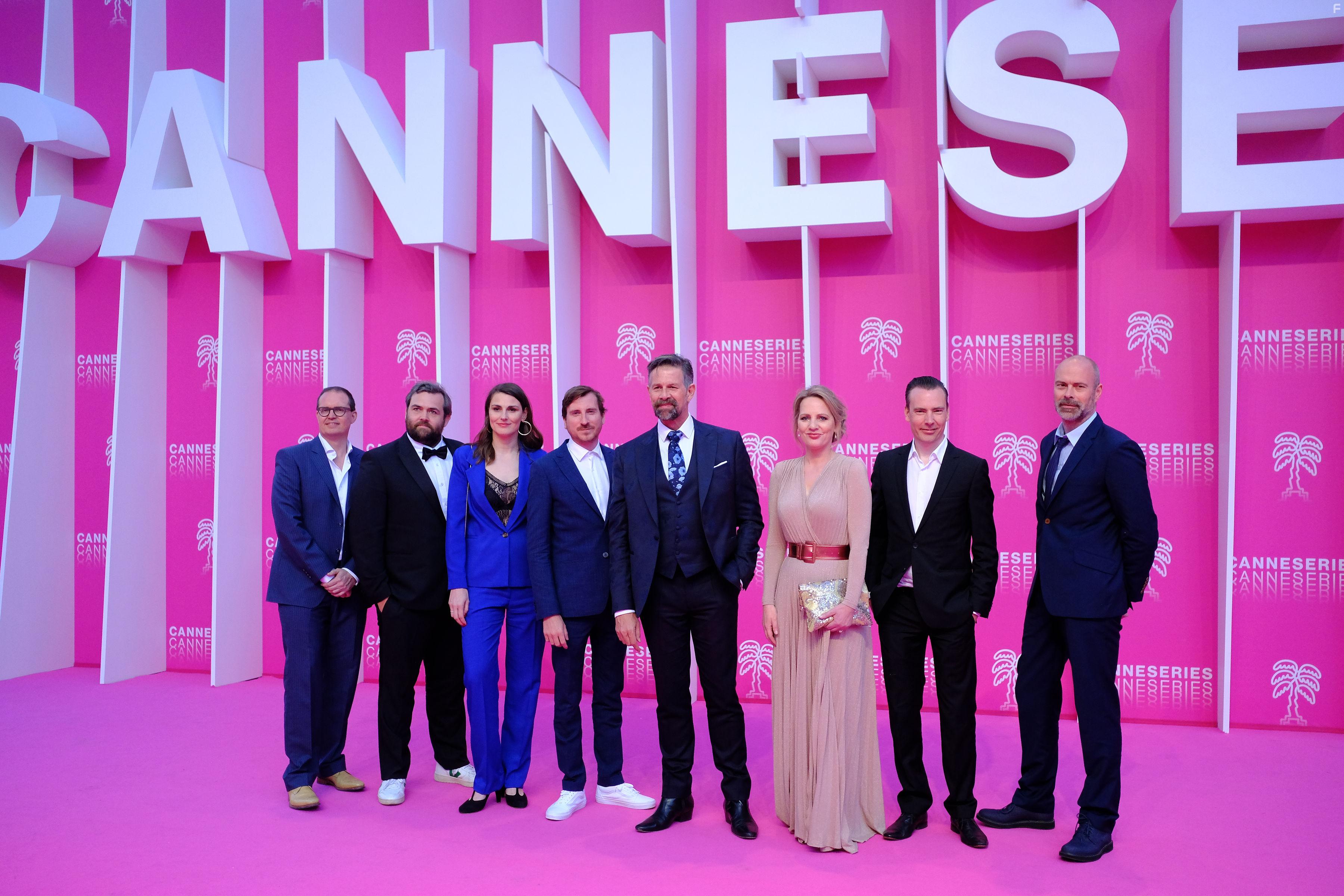 Johan Heldenbergh, Maaike Cafmeyer, Bert Van Dael, Peter Bouckaert, Sanne Nuyens, and Wouter Bouvijn at an event for De Twaalf (2019)