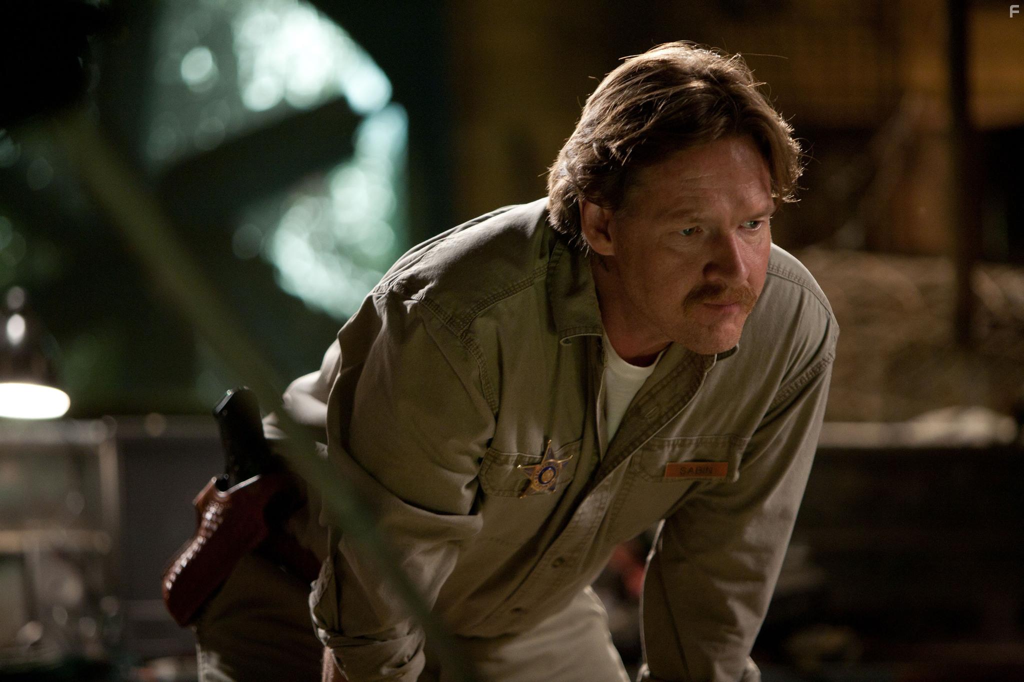 Donal Logue in Shark Night 3D (2011)