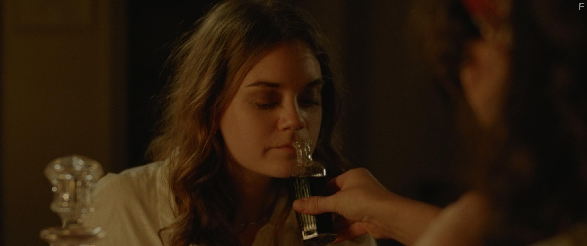 Maria Winther Nrgaard in Ingen skal sove (2019)