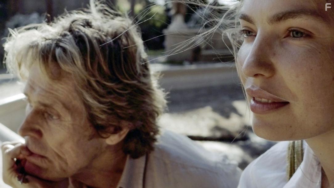 Willem Dafoe and Cristina Chiriac in Tommaso (2019)