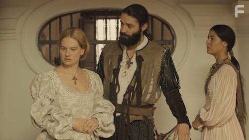 Maia Landaburu and Essined Aponte in La Reina de Indias y el Conquistador (2020)