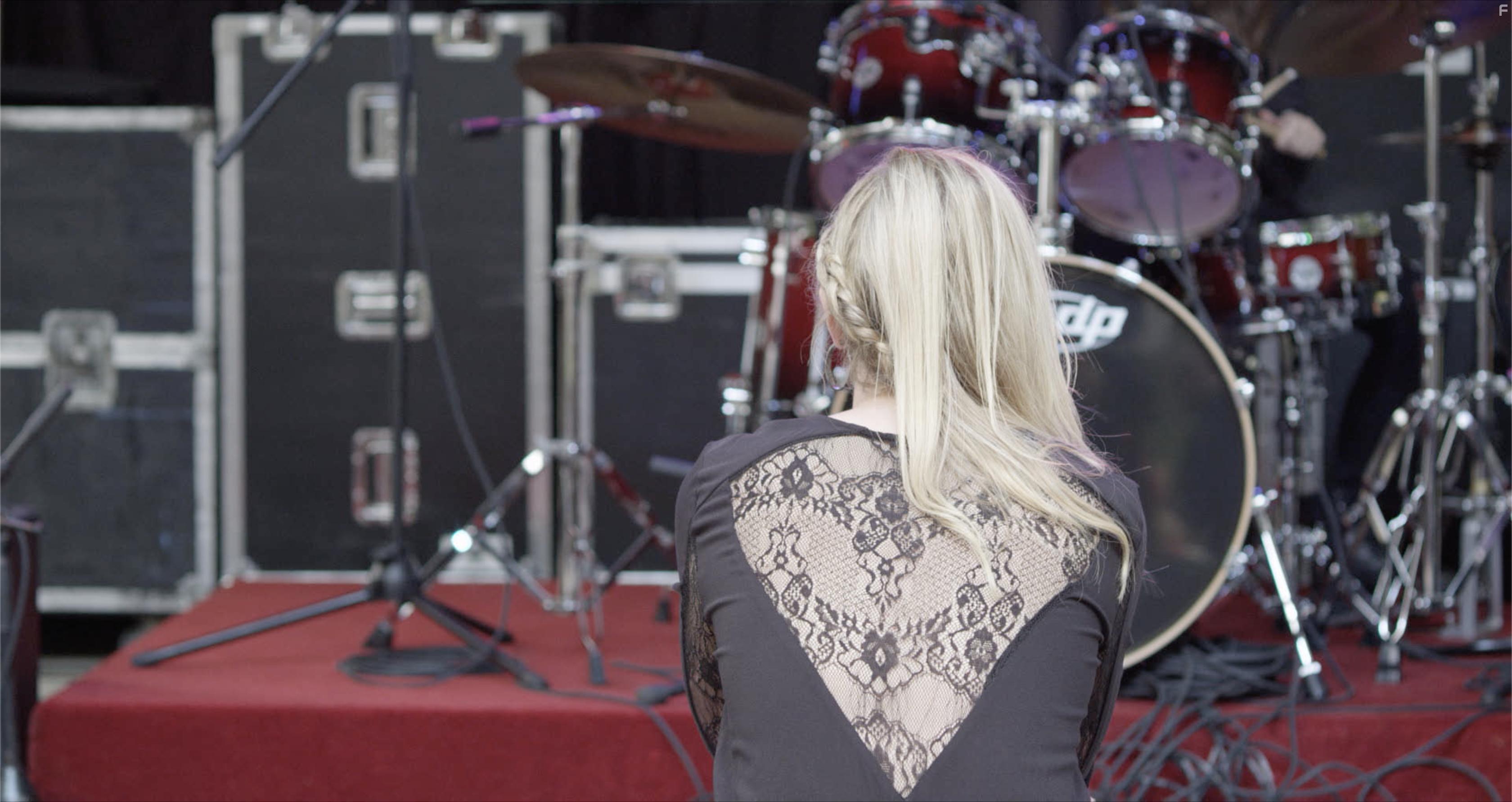 Tori Titmas in The Girls of Summer (2020)