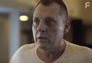 Tom Sizemore in The Runners (2020)
