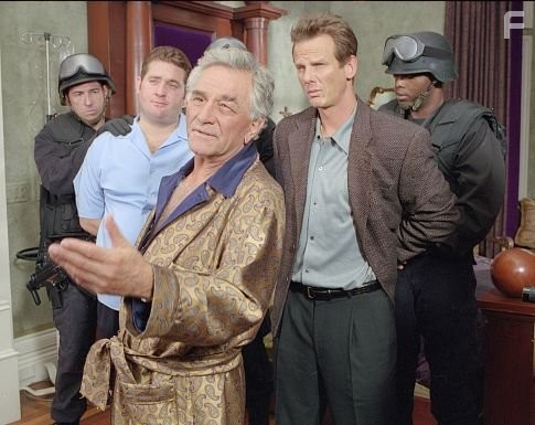 Peter Falk, Peter Berg, and Chris Penn in Спецагент Корки Романо (2001)