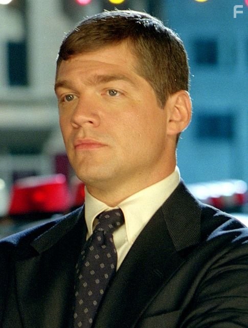 Matthew Glave in Спецагент Корки Романо (2001)