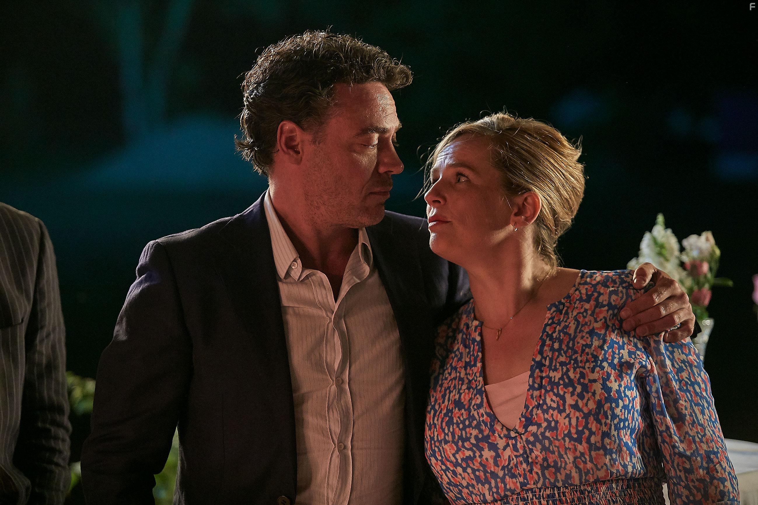 Fedja van Hut and Lies Visschedijk in Soof: een nieuw begin (2017)