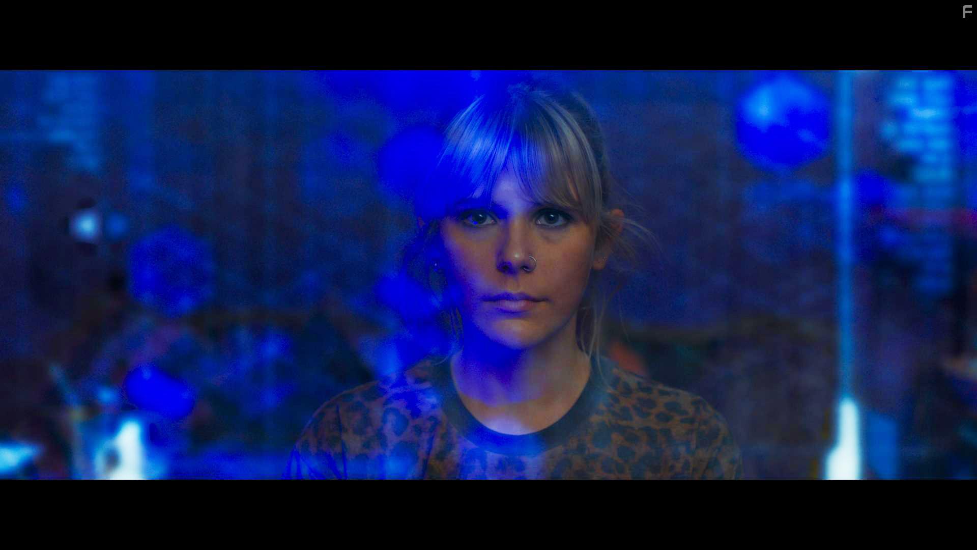 Hannah Arterton in Peripheral (2018)