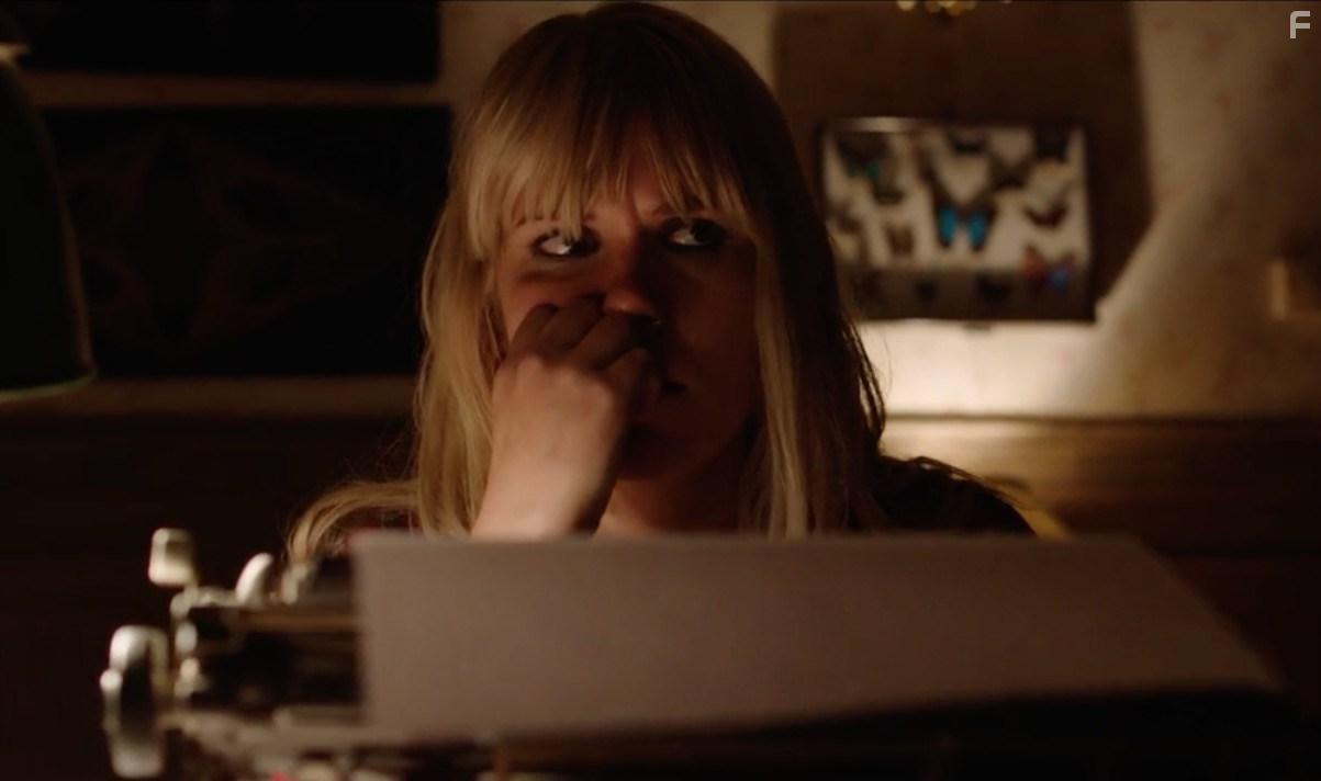 Hannah Arterton in Peripheral (2018)
