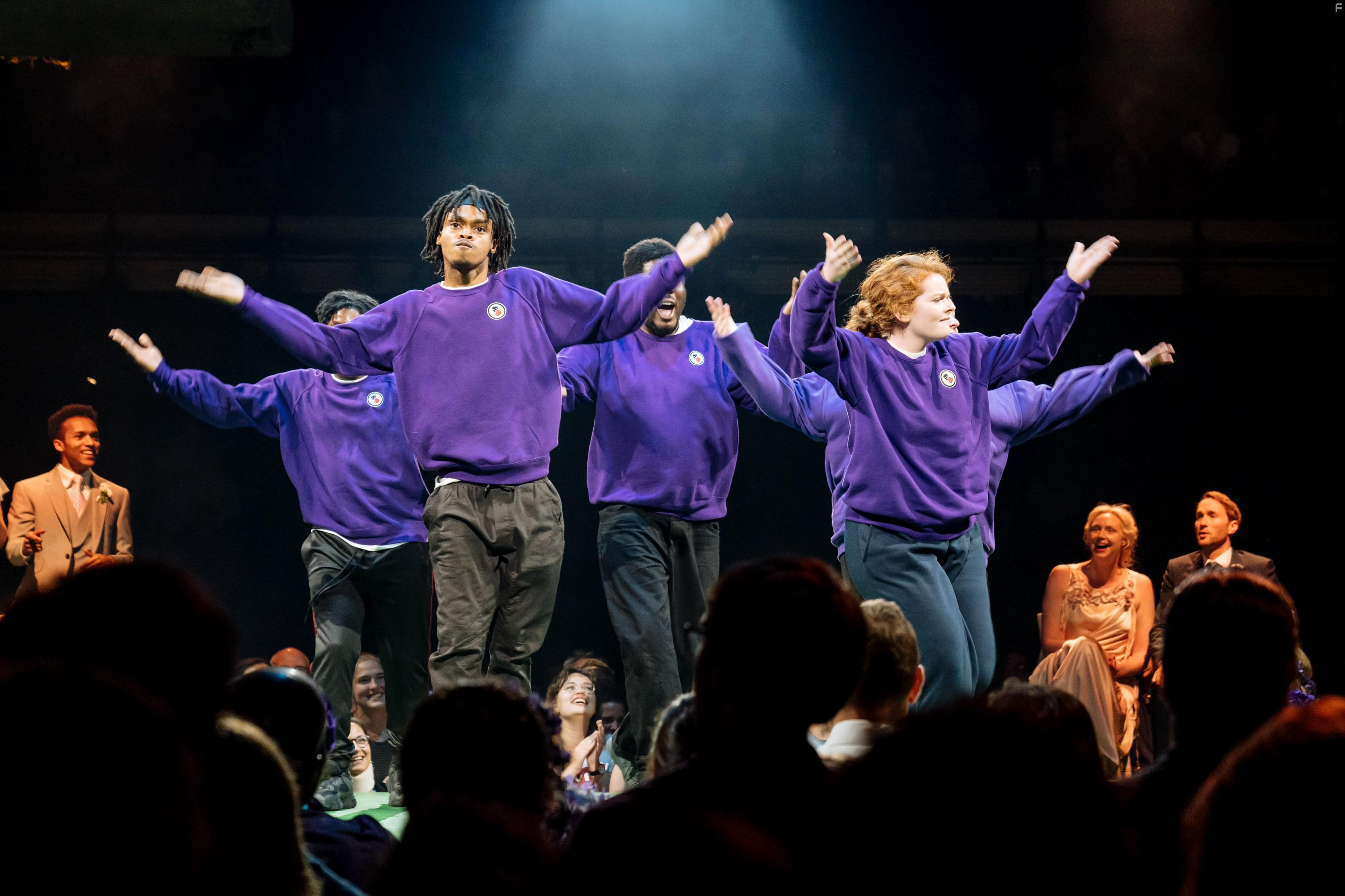 Oliver Chris, Felicity Montagu, Francis Lovehall, Jermaine Freeman, Ami Metcalf, Gwendoline Christie, Hammed Animashaun, Paul Adeyefa, and Jamie-Rose Monk in A Midsummer Night's Dream (2019)