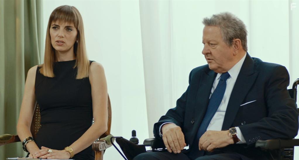 Massimo Boldi and Regina Orioli in Amici come prima (2018)
