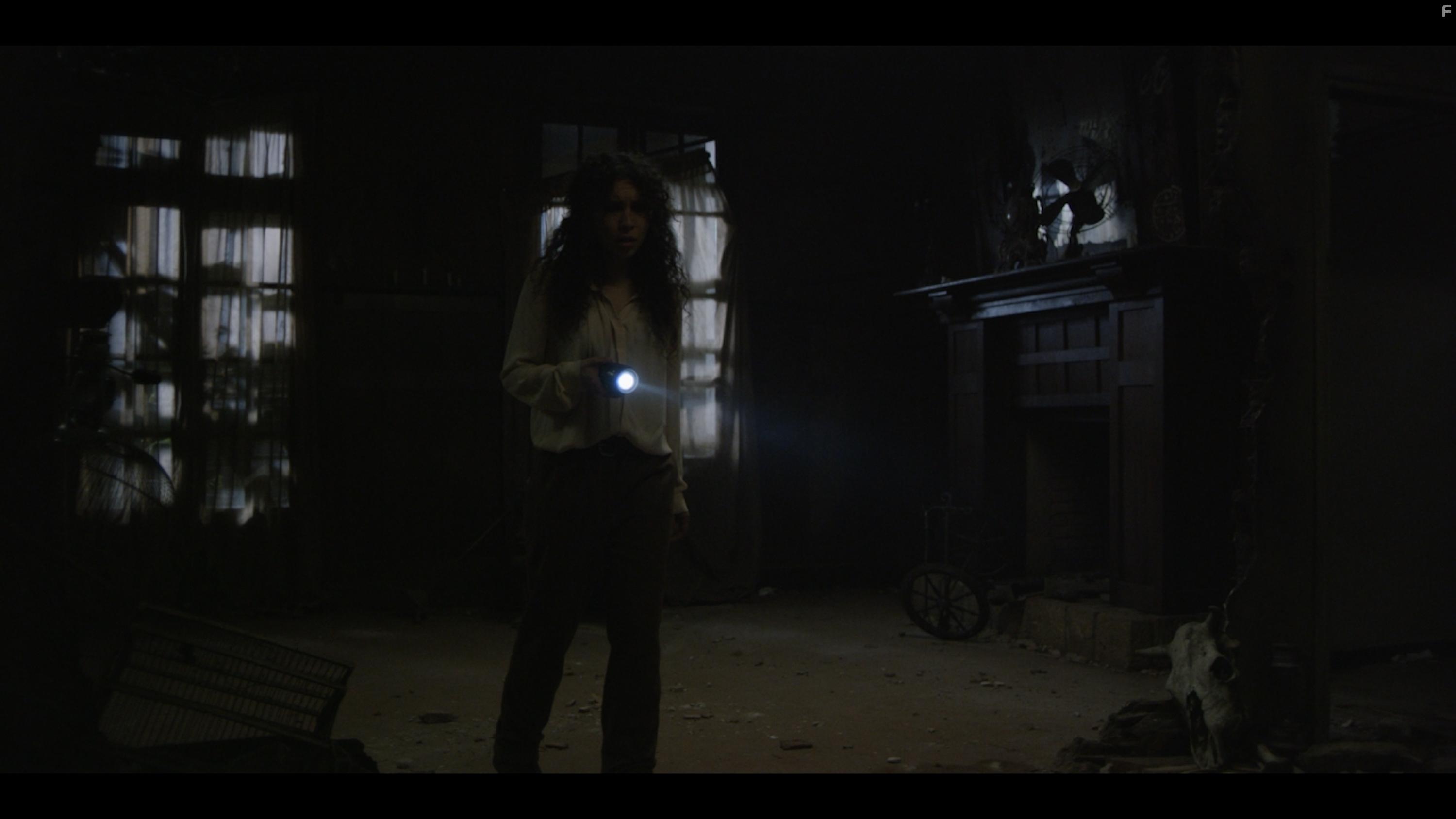 Sofiia Manousha in Achoura (2018)