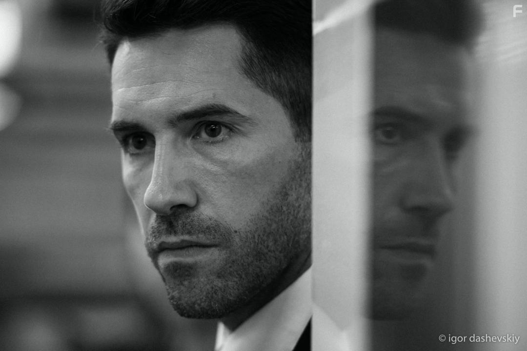 Scott Adkins in Legacy of Lies (2020)