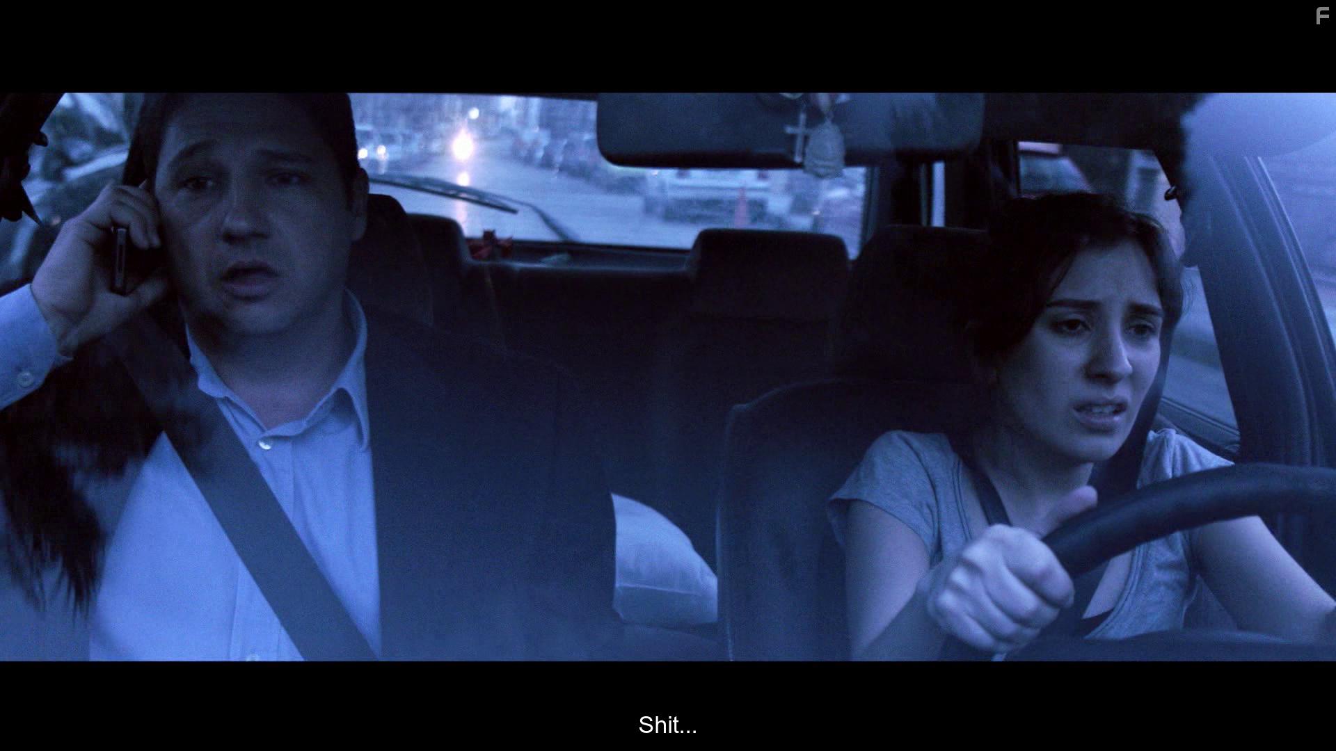 Alfredo Montesinos and Jennifer Landa in 1 1/2 Hora (2017)