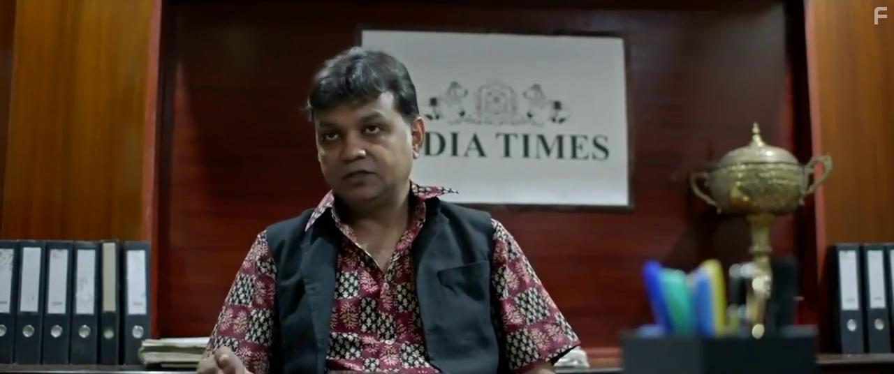 Srijit Mukherji in Gumnaami (2019)