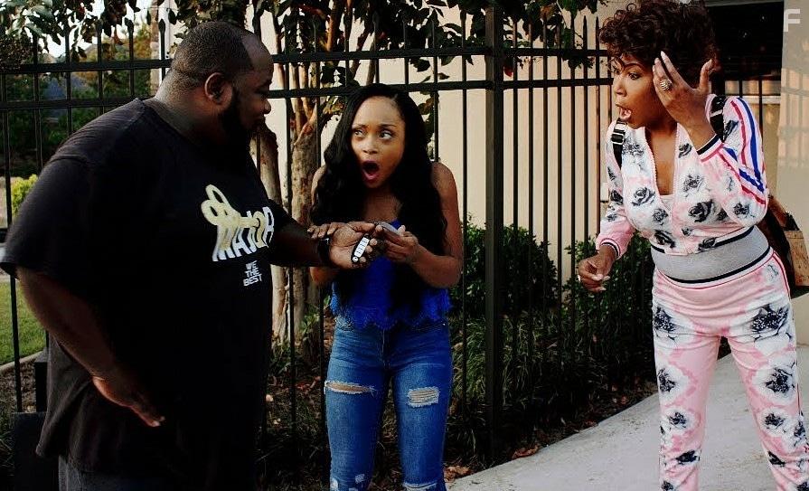 Carl Major Potter, Ebony Steele, and Kimberly Sanders in It's Major (2019)