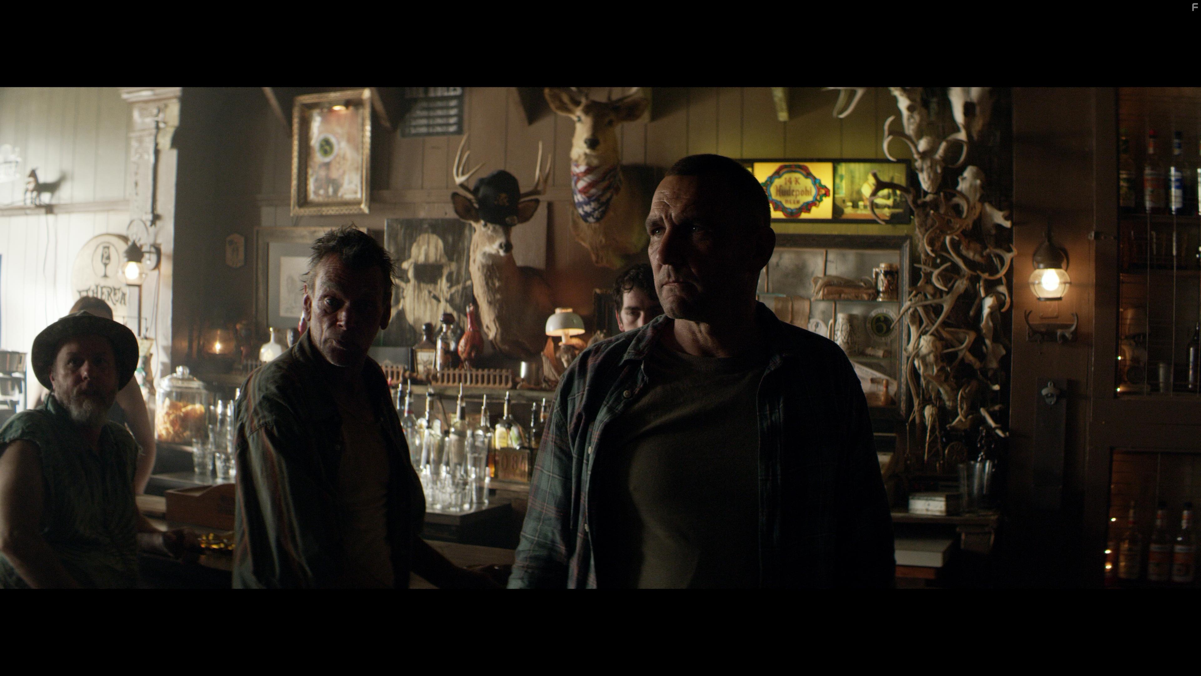 Vinnie Jones, David Fultz, and David Myers Gregory in The Big Ugly (2020)