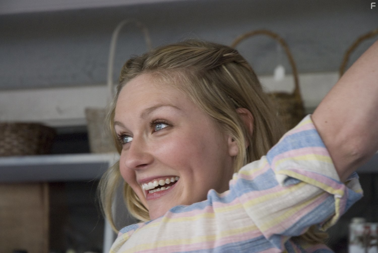 Kirsten Dunst in Вcе самое лучшее (2010)