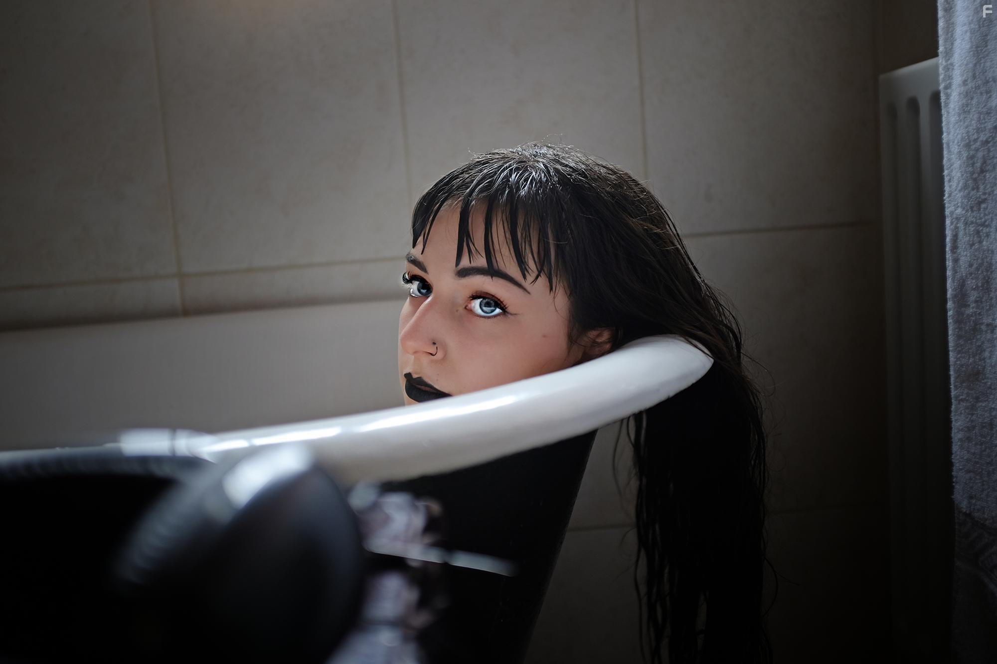 Jordanne Jones in Metal Heart (2018)