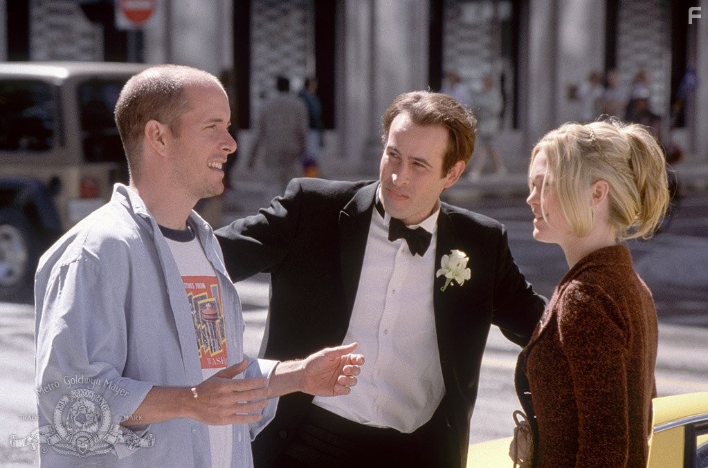 Jason Lee, Julia Stiles, and Chris Koch in Мальчишник (2003)